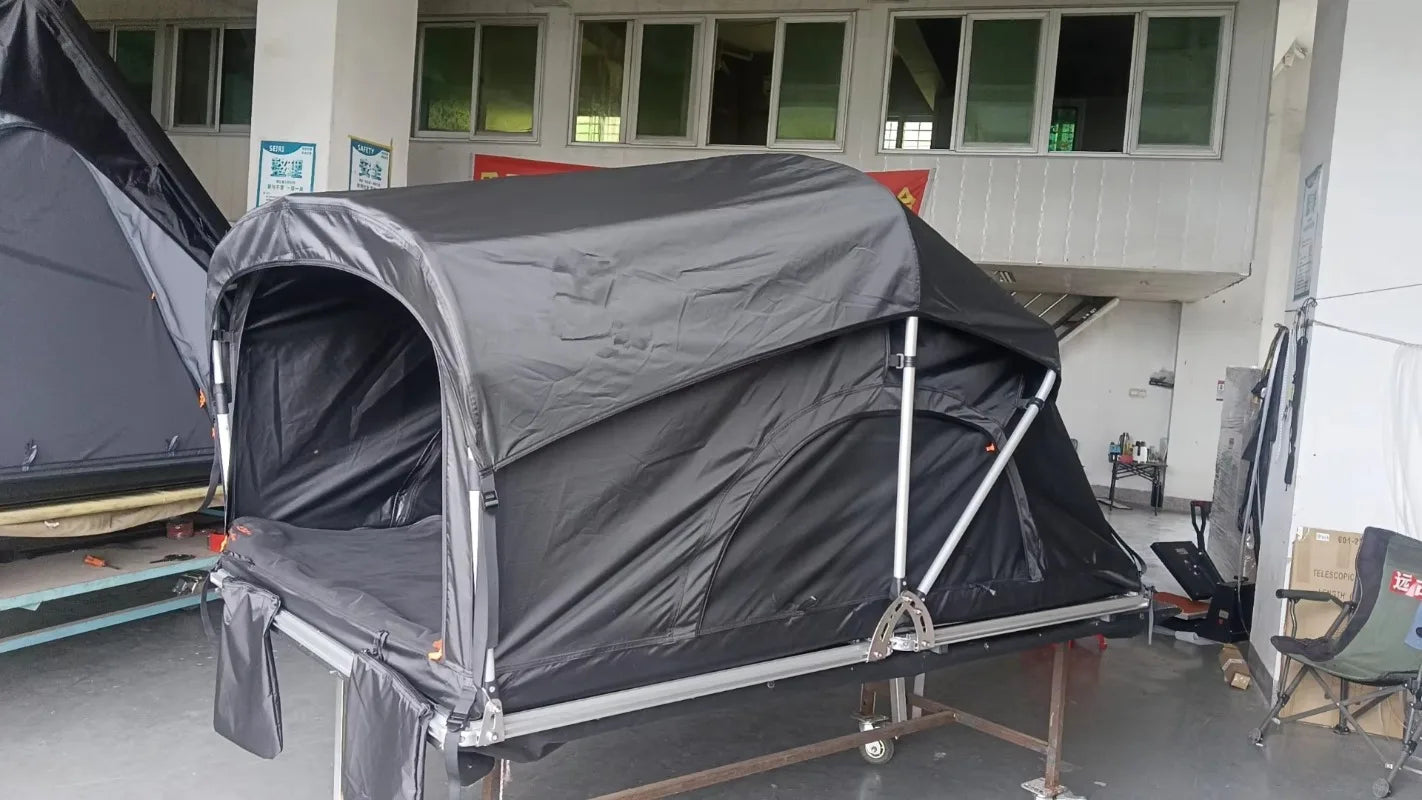 Soft Shell Heavy Duty Four-Season Waterproof Quick-Open Roof Top Tent